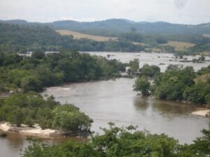 L&rsquo;Ogooué : Immersion au cœur du géant fluvial du Gabon