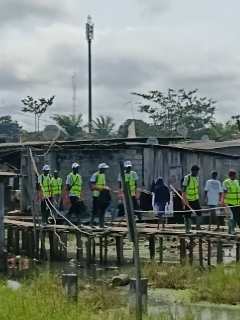 Mangrove propre, océan durable : La jeunesse gabonaise sur le pont pour sauver nos littoraux
