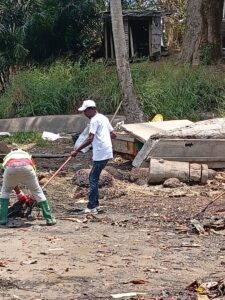 Mangrove propre, océan durable : Le RJDG en action sur le littoral d&rsquo;Alinakiri et au débarcadère de Cicitoc