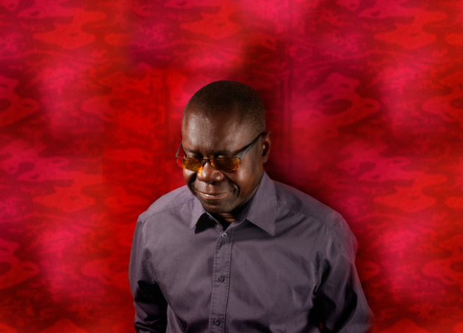 Pierre-Claver Akendengué : La Voix Poétique et Engagée de l’Afrique